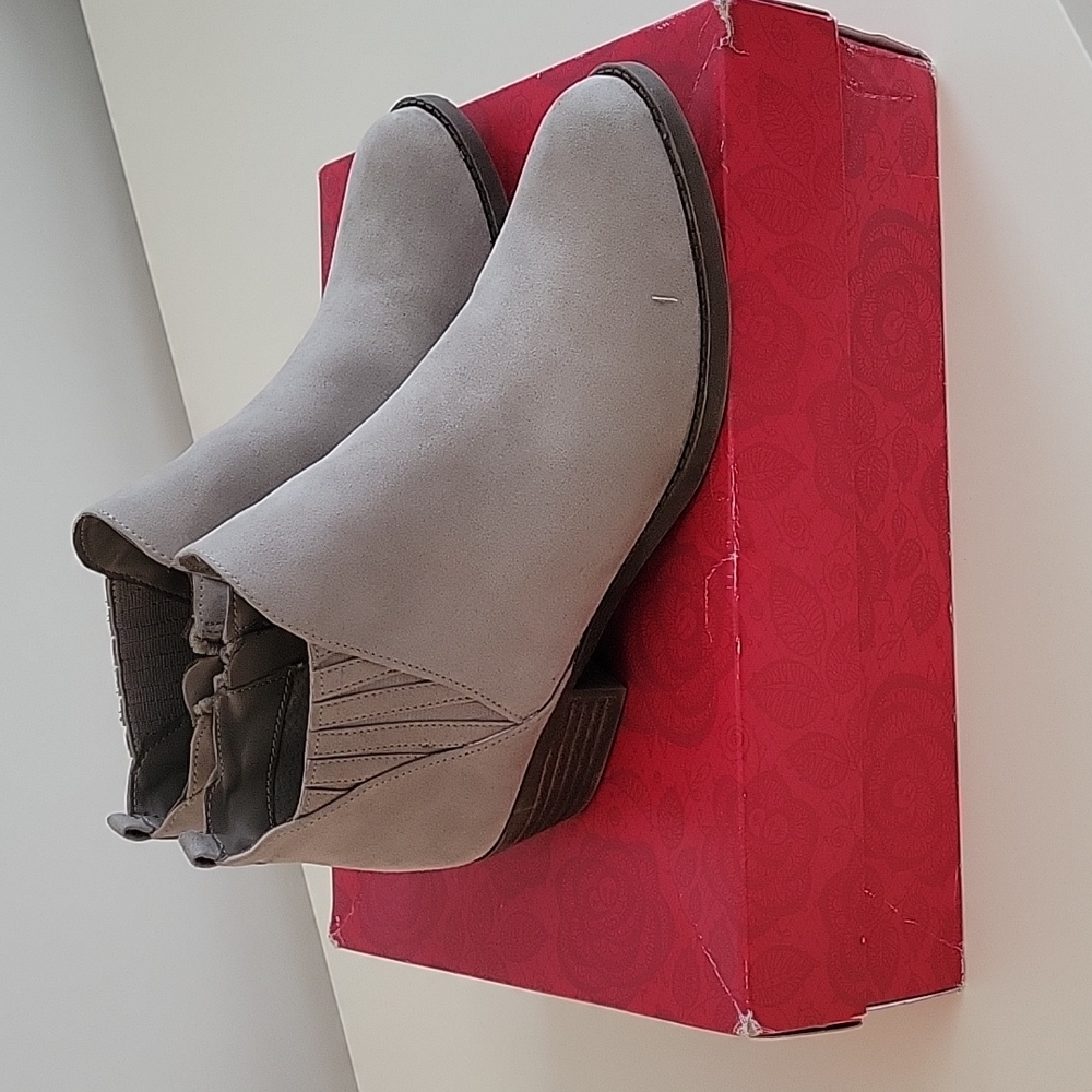 Carlos Santana Bryce booties